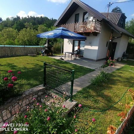 Asja Guest House Lukavac 외부 사진