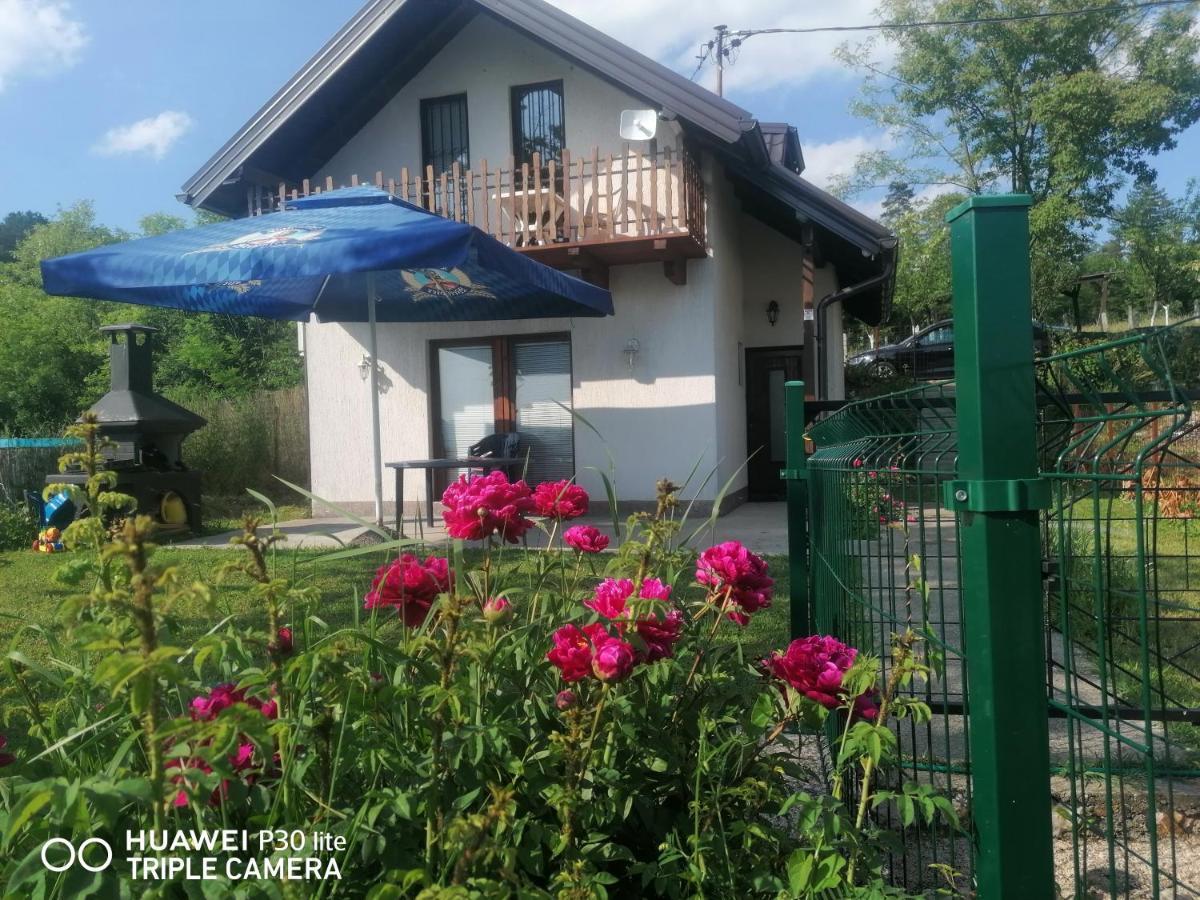 Asja Guest House Lukavac 외부 사진